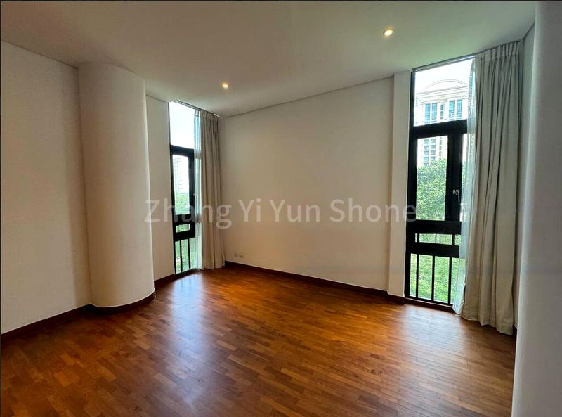 3 Bed Condo for Rent in  The Colonnade - Image 9