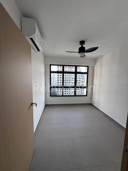 Room (HDB) for Rent in  210B Clementi Avenue 6 - Image 3