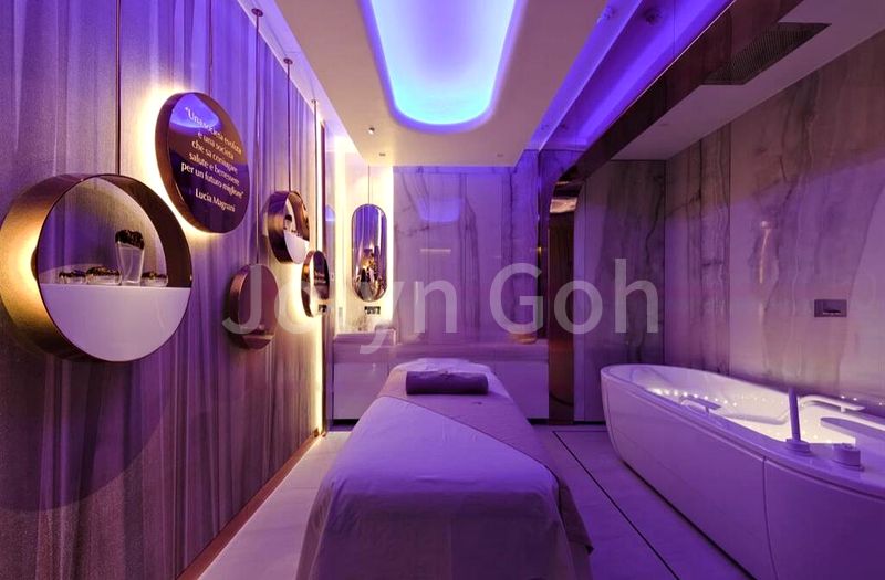 Other Retail for Rent: Chinatown single-floor plate commercial space - Image 11