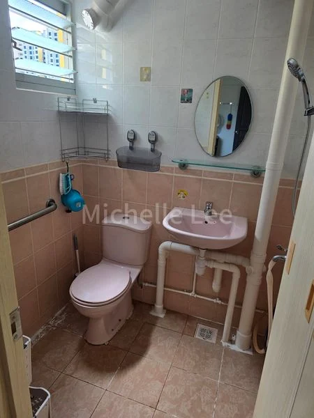 Common Room (HDB) for Rent in 644 Ang Mo Kio Avenue 4 - Image 3