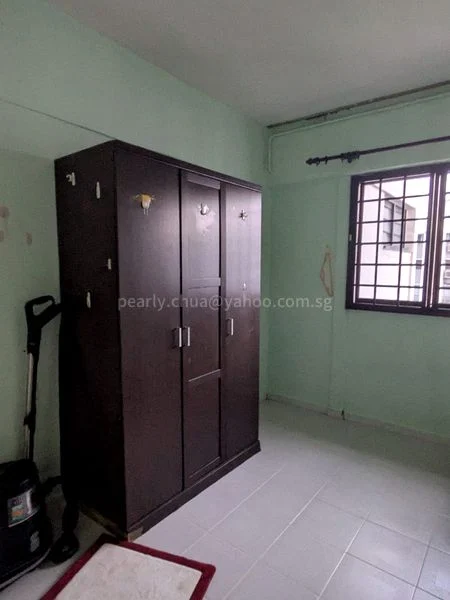 Common Room (HDB) for Rent in  264 Tampines Street 21 - Image 1