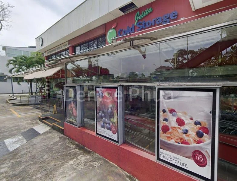 5 Bed Terraced House (Landed) for Sale in Regent Villas - Image 5