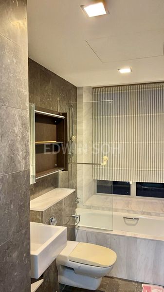 3 Bed Condo for Rent in  The Parc Condominium - Image 6