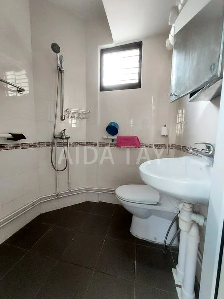 Common Room (HDB) for Rent in  110 Jurong East Street 13 - Image 7