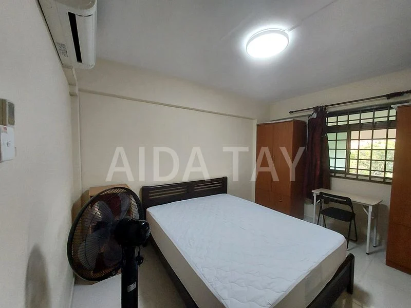 Common Room (HDB) for Rent in  110 Jurong East Street 13 - Image 6