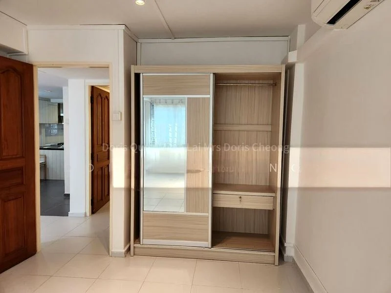 3 Room (3I) HDB for Rent in  67 Marine Drive - Image 4
