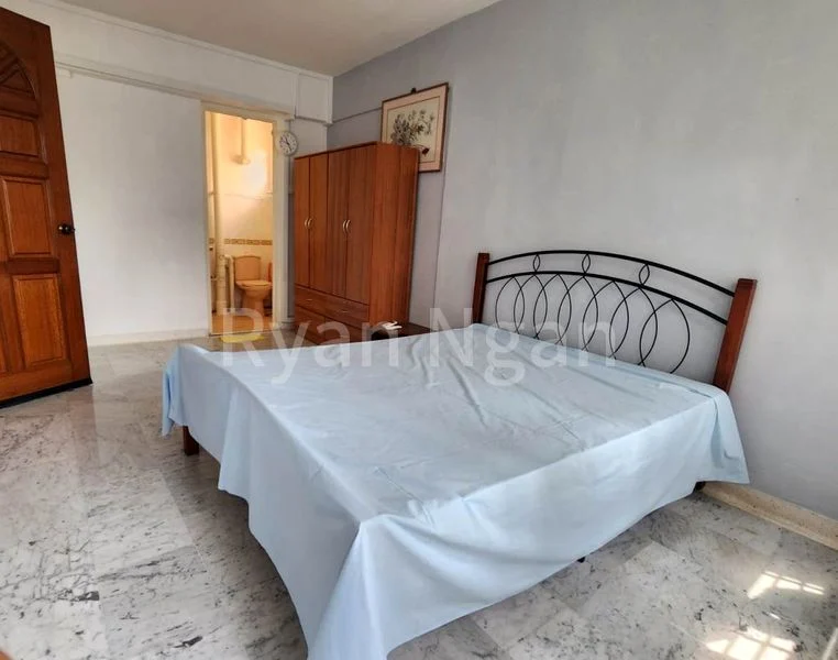 5 Room (5I) HDB for Rent in  116 Bukit Merah Central - Image 5