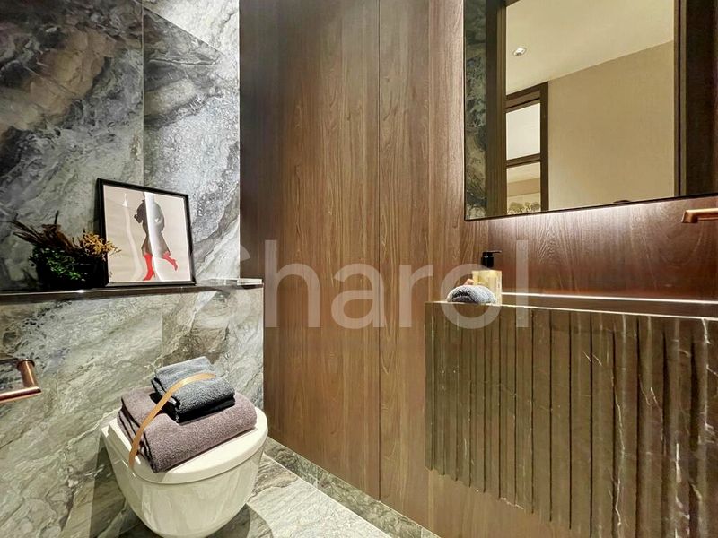 4 Bed Condo for Sale in  Meyer Blue - Image 5