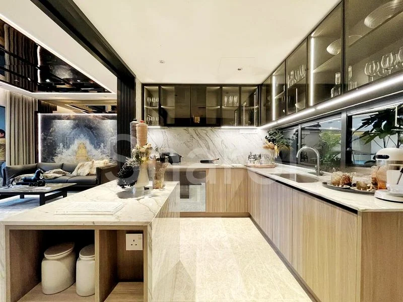 4 Bed Condo for Sale in  Meyer Blue - Image 11