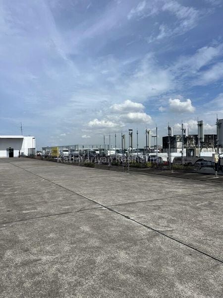 Light Industrial (B1) for Rent: Wcega Plaza - Image 1