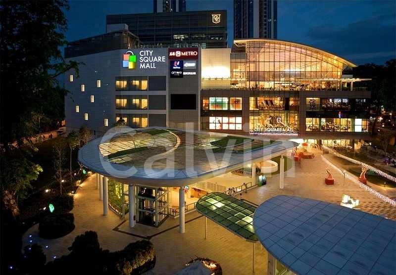 Shop / Shophouse for Sale: District 8, Dual Frontage Shop, Ideal for F&B and Retail! - Image 2