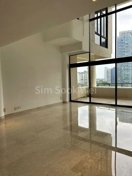 3 Bed Condo for Rent in  The Colonnade - Image 1