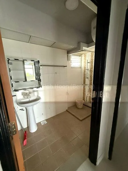 5 Room (5A) HDB for Rent in  433B Sengkang West Way - Image 7