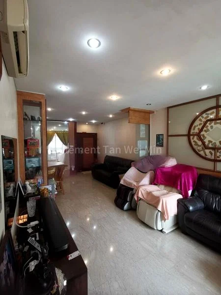2 Bed Condo for Rent in  Yishun Emerald - Image 4