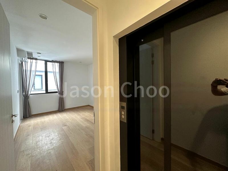 5 Bed Semi-Detached House (Landed) for Sale in  Sian Tuan Avenue - Image 6