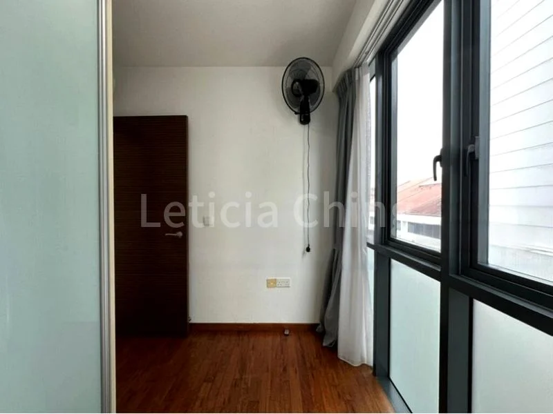 2 Bed Condo for Rent in  Isuites @ Palm - Image 3