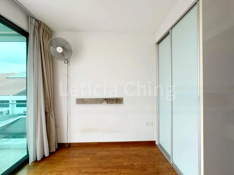 2 Bed Condo for Rent in  Isuites @ Palm - Image 6