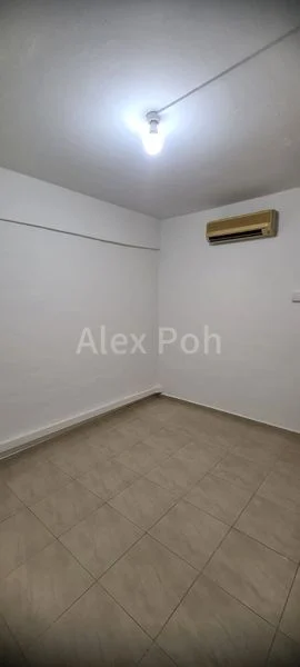 3 Room (3A) HDB for Rent in 825 Tampines Street 81 - Image 5