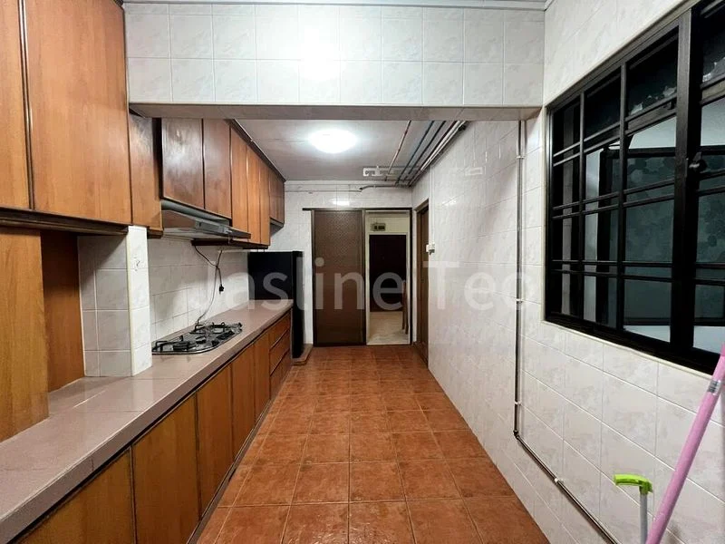 4 Room (4A) HDB for Rent in  227A Compassvale Drive - Image 5