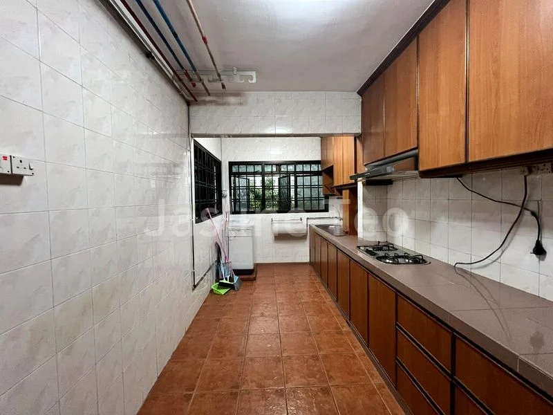 4 Room (4A) HDB for Rent in  227A Compassvale Drive - Image 4