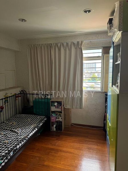 5 Room (5I) HDB for Sale in  634 Pasir Ris Drive 1 - Image 7