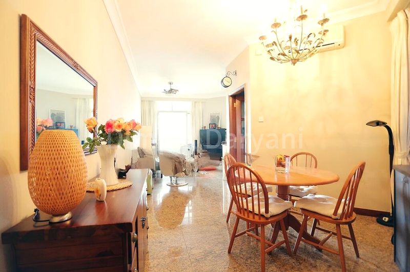 2 Bed Condo for Sale in  The Bayshore - Image 4