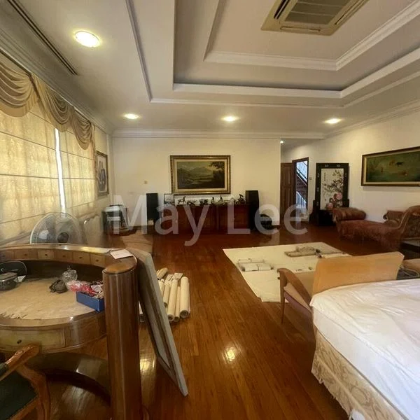 6+1 Bed Bungalow (Landed) for Sale in  East Coast Drive - Image 1