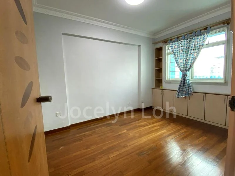 4 Room (4A) HDB for Rent in  126A Edgedale Plains - Image 3
