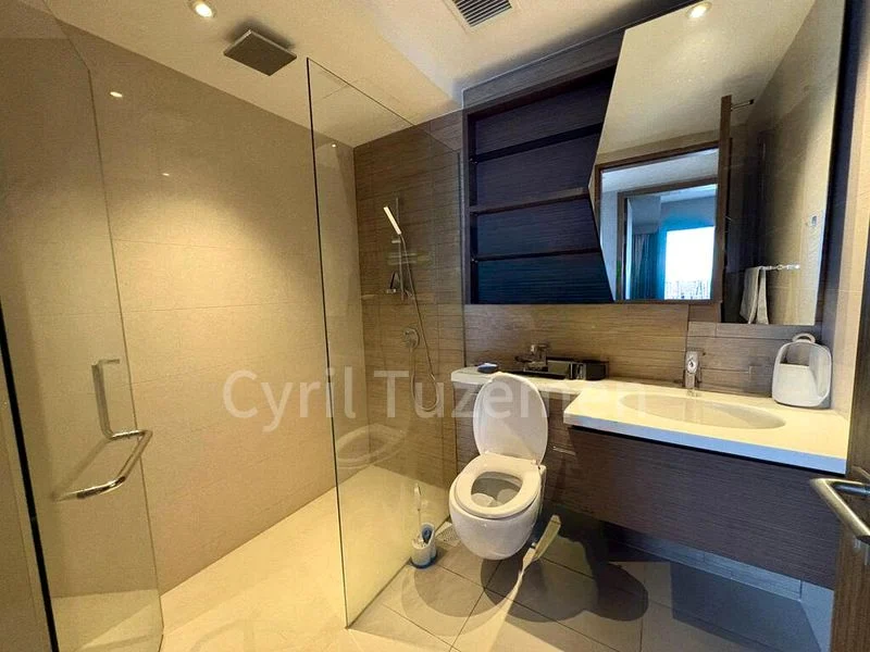 3 Bed Condo for Rent in  UIC Building - Image 11