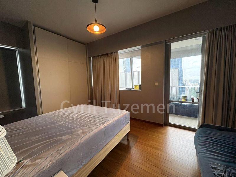 3 Bed Condo for Rent in  UIC Building - Image 4