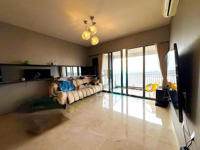3 Bed Condo for Rent in  UIC Building - Image 12