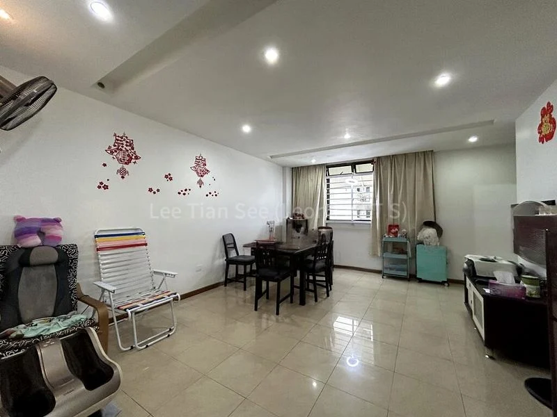 Premium HDB for Sale in  272A Jurong West Street 24 - Image 2