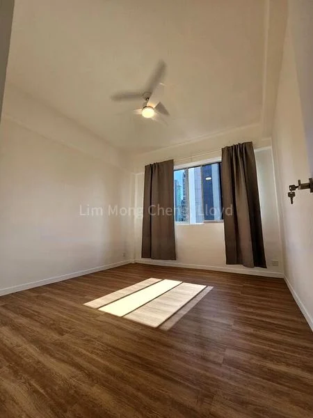 3 Bed Apartment (Condo) for Sale in  Kum Hing Court - Image 3