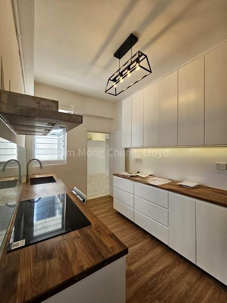 3 Bed Apartment (Condo) for Sale in  Kum Hing Court - Image 8