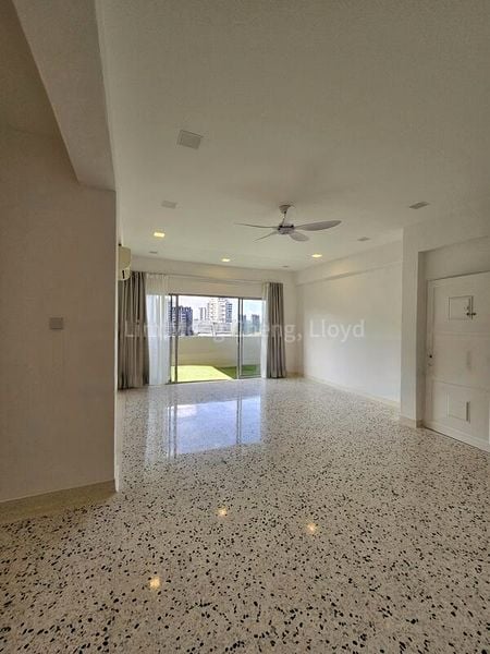 3 Bed Apartment (Condo) for Sale in  Kum Hing Court - Image 9