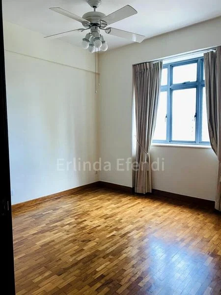 3 Bed Condo for Rent in  Mirage Tower - Image 3