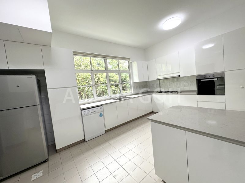 3+1 Bed Condo for Rent in  La Suisse I - Image 2