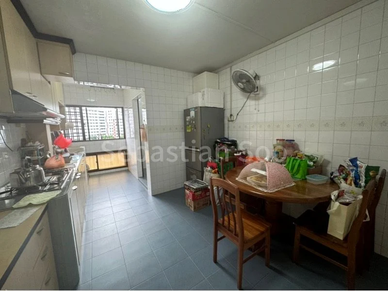4 Room (4A) HDB for Sale in  758 Jurong West Street 74 - Image 5