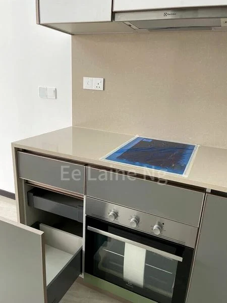 2 Bed Condo for Rent in  Normanton Park - Image 8