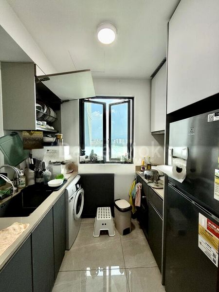 2 Bed Condo for Sale in  Normanton Park - Image 11