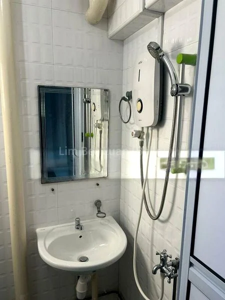 Master Room (HDB) for Rent in  24 Marsiling Drive - Image 5