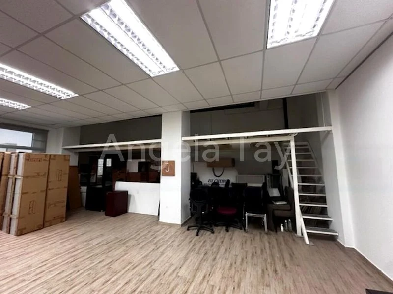 Office for Rent: Woodlands Industrial Park, E1 - Image 3