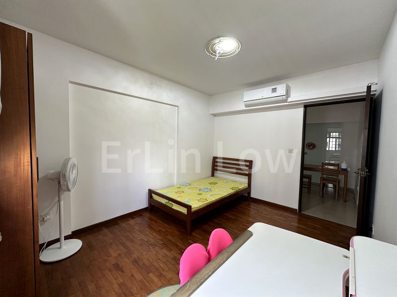 Common Room (HDB) for Rent in 155 Rivervale Crescent - Image 3