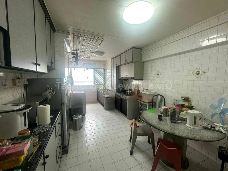 3 Room (3A) HDB for Sale in  128 Yishun Street 11 - Image 3