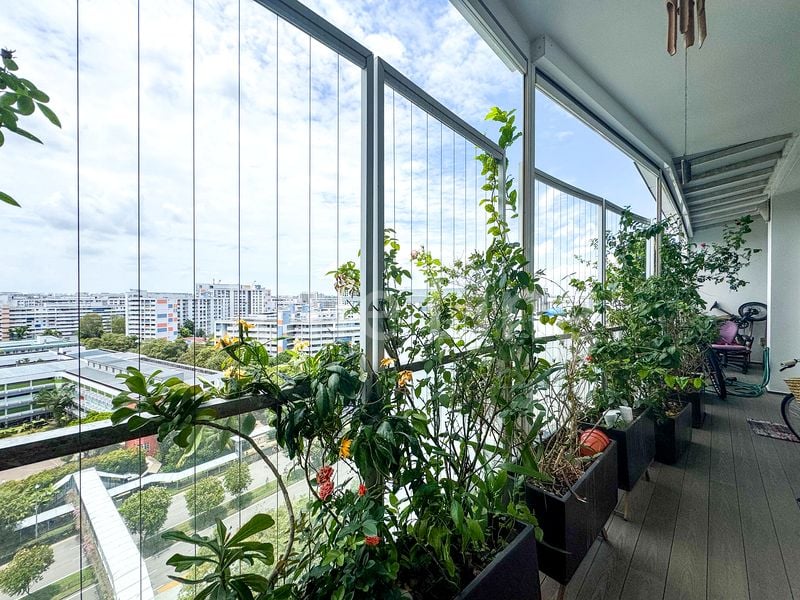 4 Bed Executive Condo for Sale in  1 Canberra - Image 3