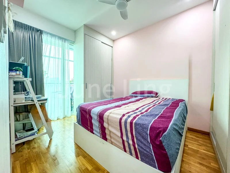 4 Bed Executive Condo for Sale in  1 Canberra - Image 5