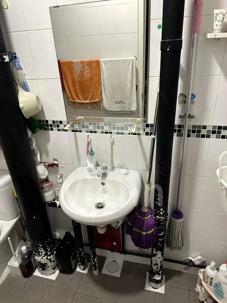 4 Room (4I) HDB for Rent in  818 Tampines Street 81 - Image 6