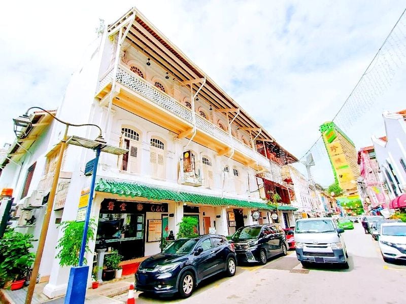 Food & Beverage for Sale: Prime, High-Visibility Chinatown Shophouse Restaurant next to MRT - Image 3