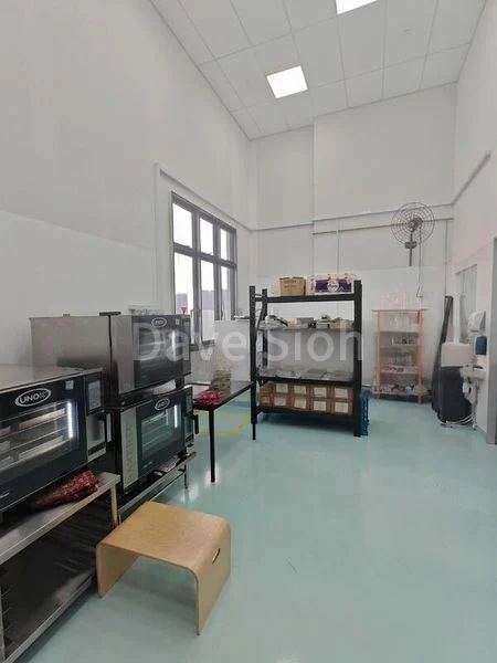 CT Foodchain: 8,000 Sq Ft Industrial Shop/Unit on Old Muckley Road, Lichfield - Image 9