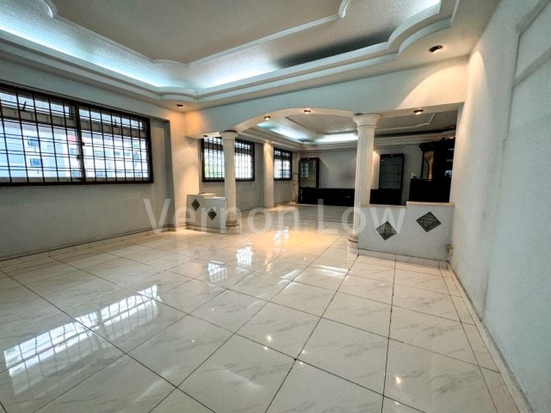 5 Room (5I) HDB for Sale in  541 Choa Chu Kang Street 52 - Image 5